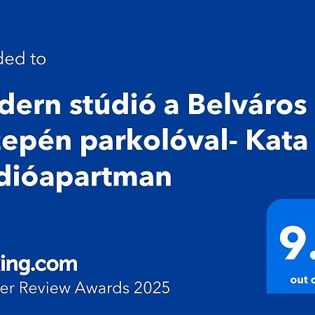 Modern Studio A Belvaros Koezepen Parkoloval- Kata Studioapartman Дьєр Екстер'єр фото