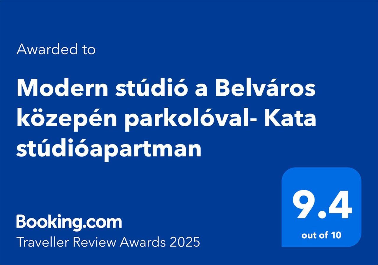 Modern Studio A Belvaros Koezepen Parkoloval- Kata Studioapartman Дьєр Екстер'єр фото